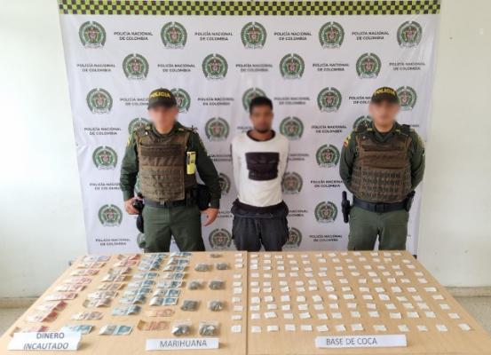 Capturado por estupefacientes  Capturado por estupefacientes