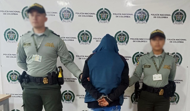 En la ciudad de Pereira se logra la captura de una mujer con varias dosis de marihuana  Varías dosis de marihuana incautadas