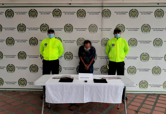 En-el-municipio-de-Pereira-capturamos-un-hombre-por-el-delito-de-hurto Mediante-engaño-hurtan-dinero-en-efectivo-siendo-recuperado-minutos-después-por-la-acción-policial