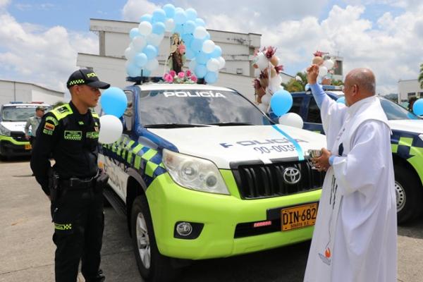 La-Policía-Nacional-en-Pereira-se-une-a-la-conmemoración-del-día-de-la-Virgen-del-Carmen Celebración-que-recuerda-a-cada-uno-de-los-conductores-que-transitan-alrededor-de-nuestro-país