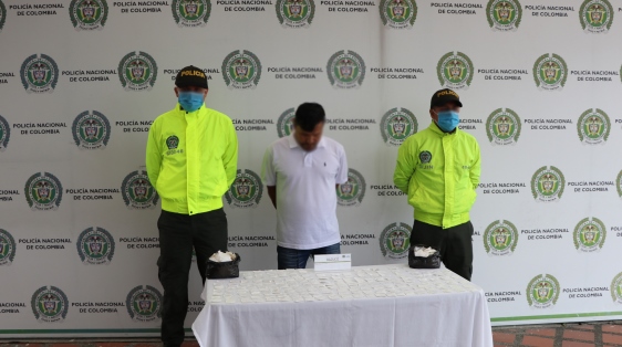 Mediante diligencia de registro y allanamiento se logra la incautación de 1200 dosis de bazuco Captura por venta de estupefacientes