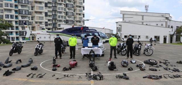 Ofensiva-en-contra-del-hurto-a-vehículos-y-motocicletas-en-el-área-metropolitana-de-Pereira Las-actividades-operativas-fueron-desarrolladas-en-los-barrios-Rocío-Bajo-las-Brisas-y-el-Dorado