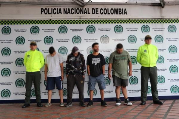 Operación-arrastre-fase-2-ejecutada-en-el-área-metropolitana-de-Pereira-en-contra-del-homicidio Capturamos-cinco-hombres-y-una-mujer-en-los-municipios-de-Pereira-y-Dosquebradas