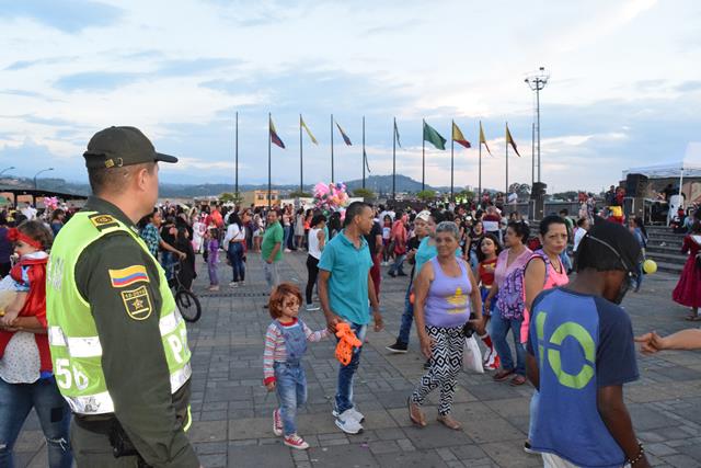 Comprometidos-con-el-mes-de-los-dulces-seguros