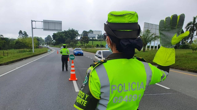 Garantizamos la seguridad para la temporada vacacional en toda el área metropolitana Policía-Metropolitana-de-Pereira-invita-a-la-comunidad-a-unas-Vacaciones-Seguras