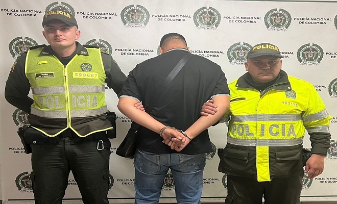 Capturado por porte ilegal de armas e incautación de oro