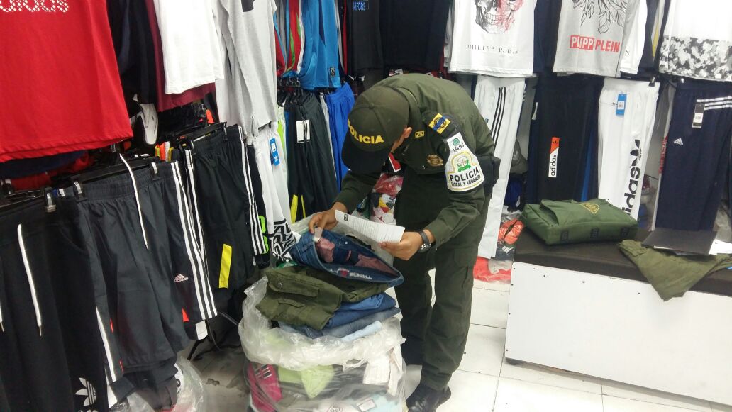 Policía Fiscal y Aduanera en una semana aprehendió 1.520 millones en mercancía de contrabando Policía Fiscal y Aduanera en una semana aprehendió 1.520 millones en mercancía de contrabando
