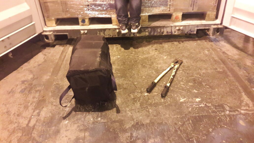 Contundentes operativos de la Policía Nacional en la lucha frontal contra el tráfico de estupefacientes en el puerto de Buenaventura Contundentes-operativos-de-la-Policía-Nacional-en-contra-el-tráfico-de-estupefacientes-en-el-puerto-de-Buenaventura