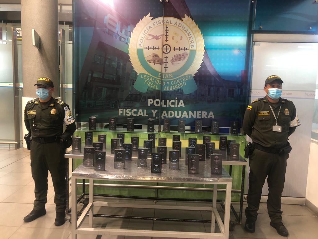 Celulares Iphone 12 de cotrabando