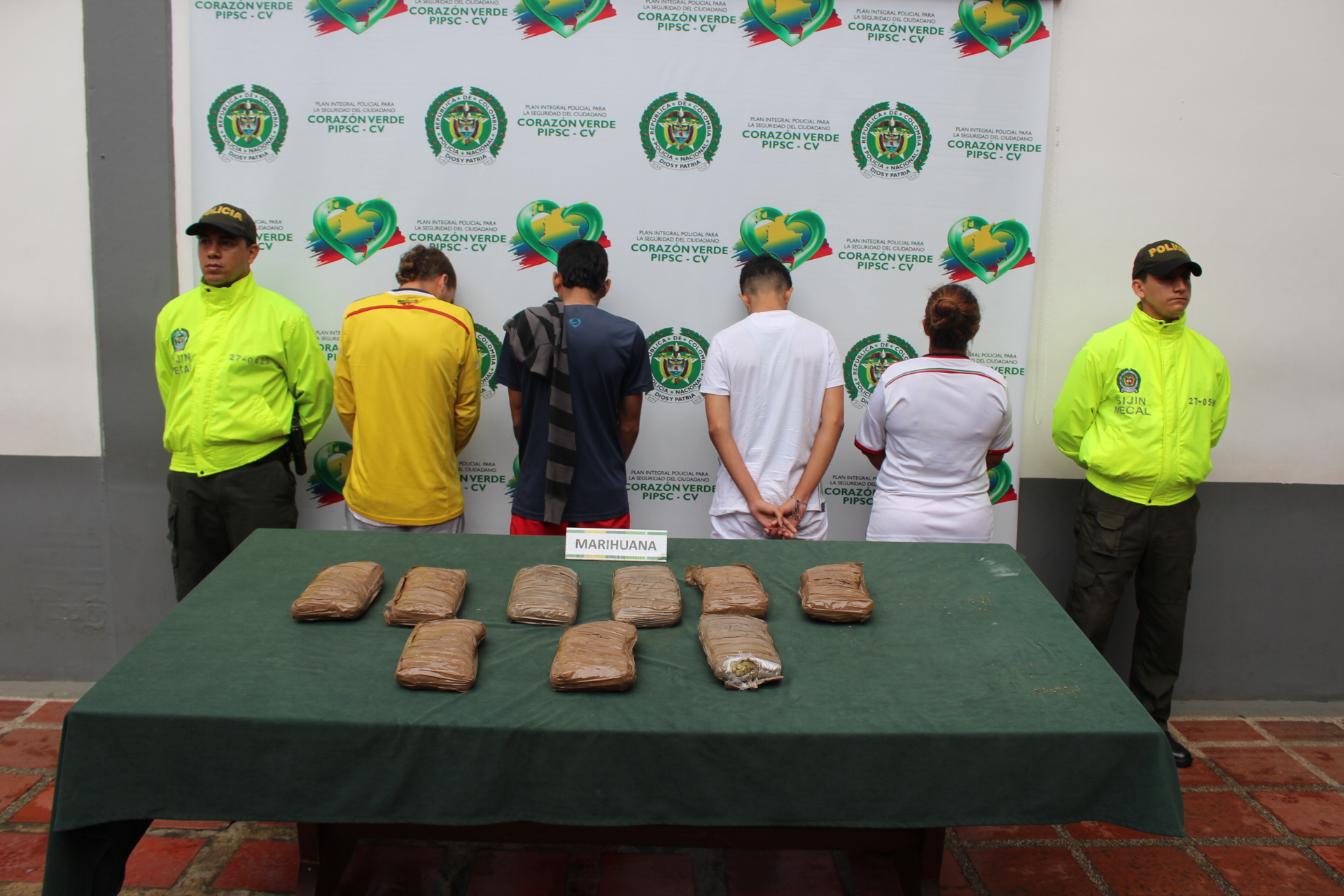 Desarticulada estructura delincuencial 'colinas'  Dos hombres, una mujer y un menor de edad implicados