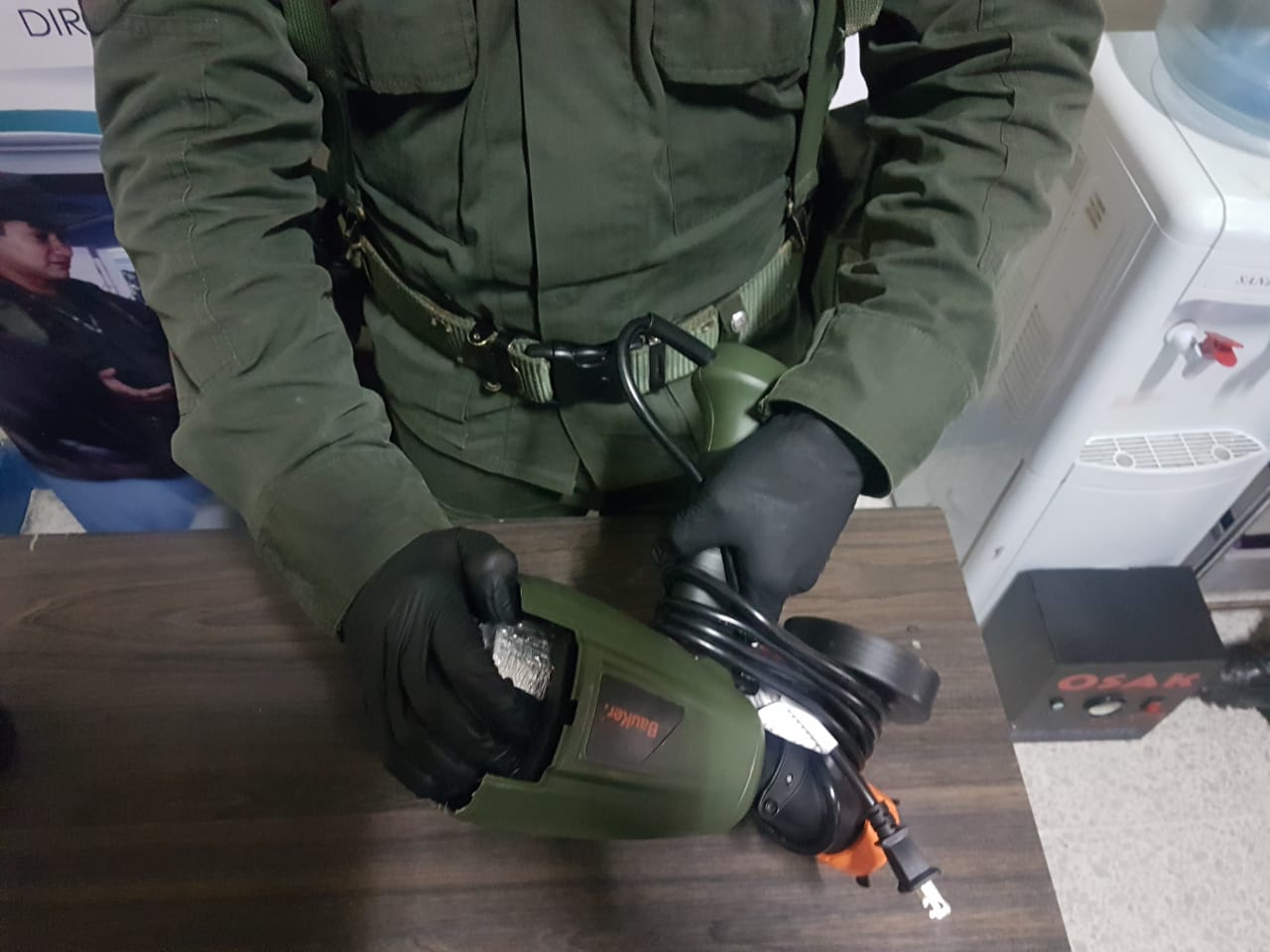 Incauta-cocaína-oculta-en-tres-encomiendas-en-el-Aeropuerto-el-Dorado  Incauta-cocaína-oculta-en-tres-encomiendas-en-el-Aeropuerto-el-Dorado