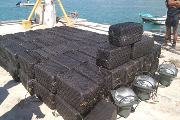 Con autoridades de Costa Rica y Ecuador nos incautamos de 2.7 toneladas de cocaína Con autoridades de Costa Rica y Ecuador nos incautamos de 2.7 toneladas de cocaína