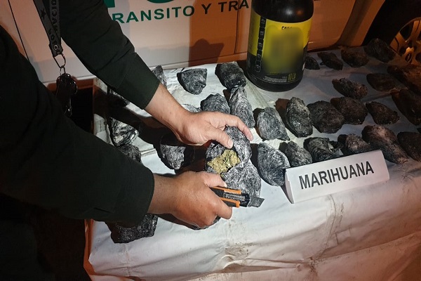 En comestibles y proteína venían encaletados 25 kilogramos de marihuana incautacion-marihuana-risaralda