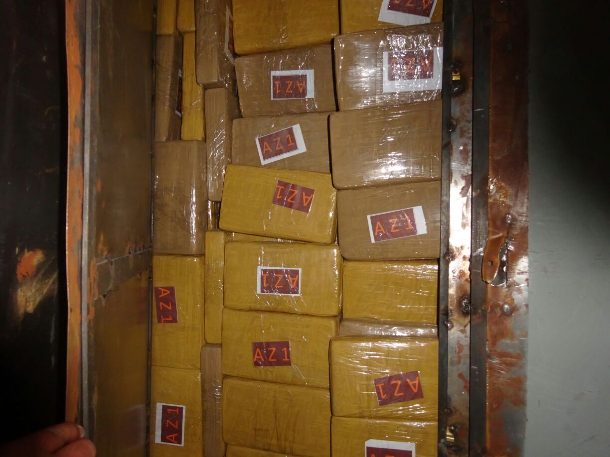 Incautada-más-de-media-tonelada-de-clorhidrato-de-cocaína-al-interior-de-un-furgón-en-el-departamento-de-Nariño Incautada-más-de-media-tonelada-de-clorhidrato-de-cocaína-al-interior-de-un-furgón-en-el-departamento-de-Nariño