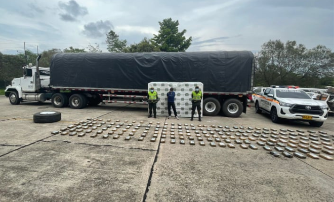 Un nuevo golpe contra el tráfico de estupefacientes Incautación de 197 kg de Cocaína