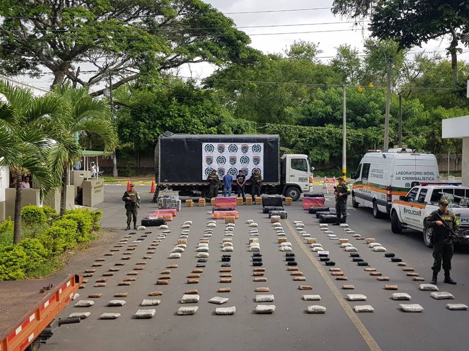 incautacion de 900 kilos de marihuana en panales de huevos policia valle incautacion-900-kilos-marihuana-panales-huevos-policia-valle