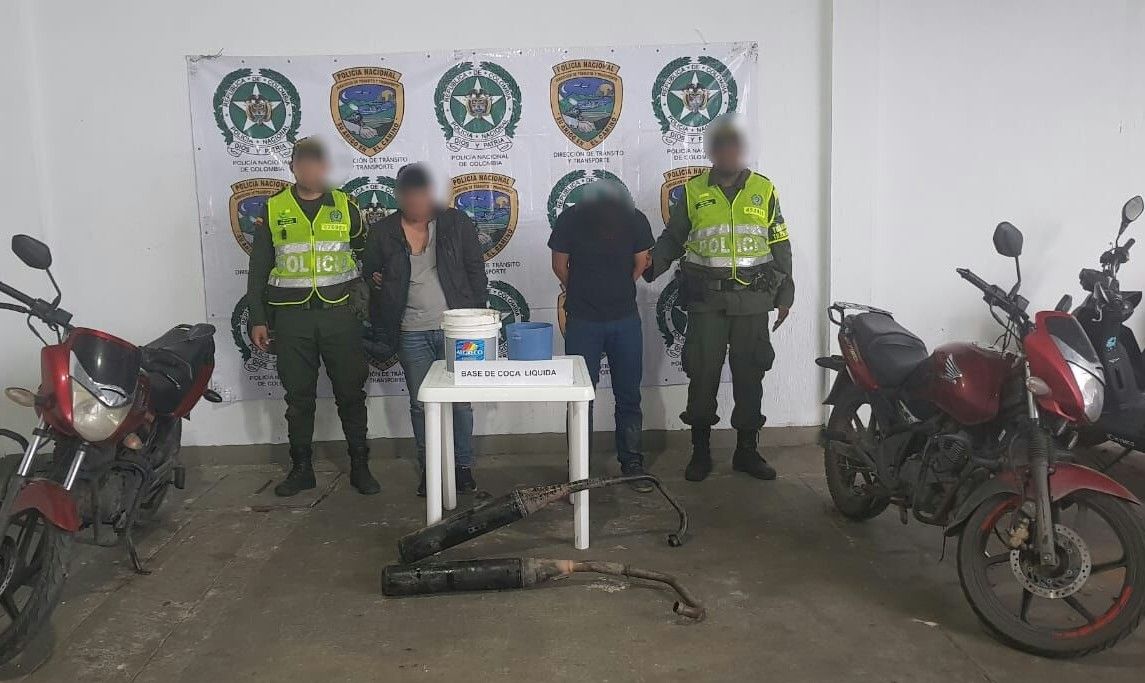 capturados con cocaina liquida capturados-con-cocaina-liquida-policia-valle