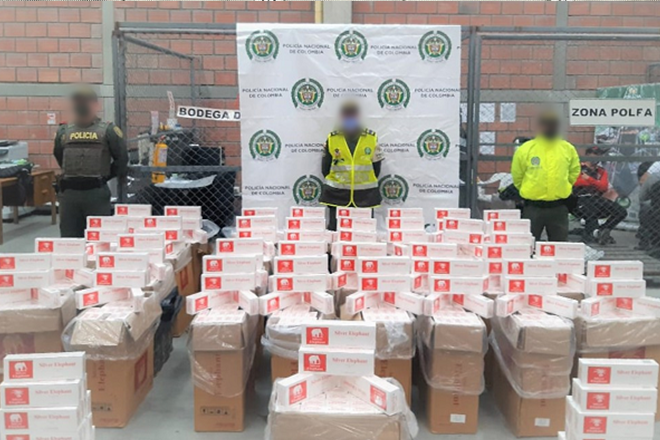 17.500 cajetillas de cigarrillos aprehendidos en operativo de control Continuamos con los controles a la distribución de cigarrillos ingresados ilegalmente al país.