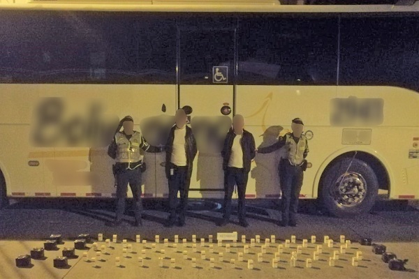 iba con destino a la ciudad de Medellín  La ketamina estaba encaletada en dos partes del bus