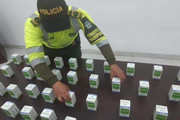 En modalidad encomienda pensaban enviar 84 frascos de ketamina hasta Medellín 84 frascos de ketamina fueron incautados en modalidad encomienda