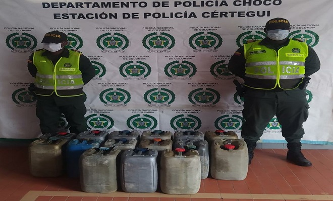 Incautamos 287 galones de gasolina en Condoto. Incautamos 287 galones de gasolina en Condoto.