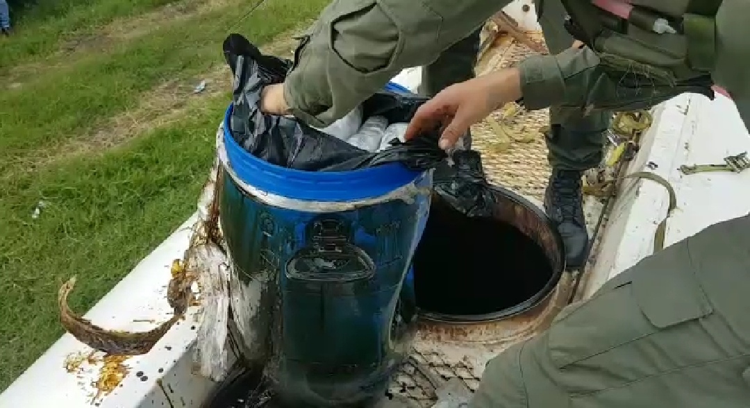 Incautamos-una-tonelada-de-marihuana-oculta-en-carrotanque  Incautamos-una-tonelada-de-marihuana-oculta-en-carrotanque