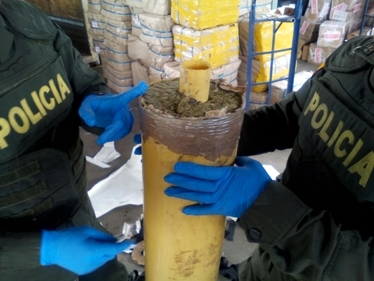 Incautamos-60-kilos-de-marihuana-en-tubos de pvc Incautamos-60-kilos-de-marihuana-en-tubos de pvc