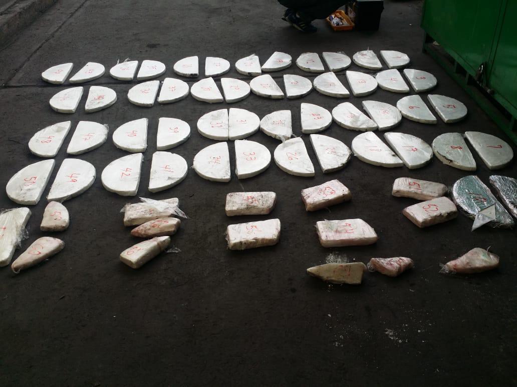 Incautamos más de 450 kilos de marihuana que transitaban por las carreteras costeras del país Incautamos más de 450 kilos de marihuana que transitaban por las carreteras costeras del país