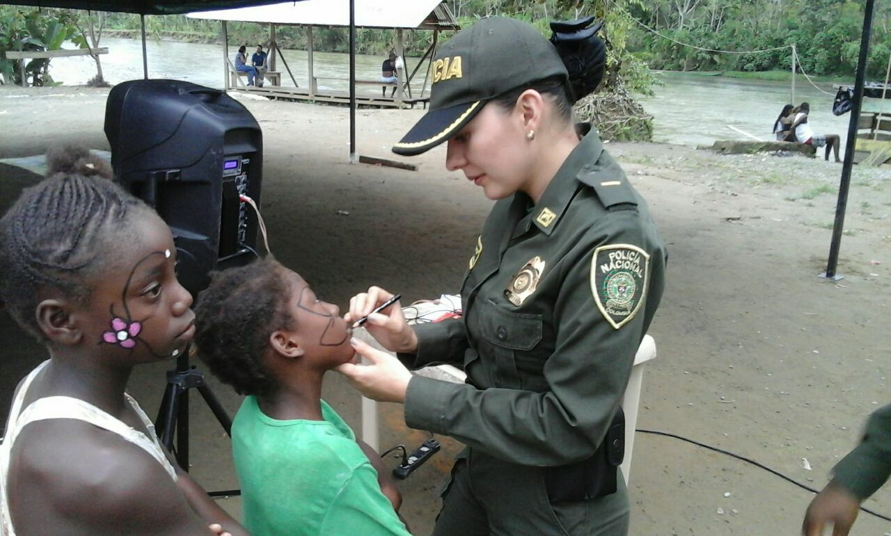 Vamos de la mano con niños y niñas de Vidrí Antioquia Jornada-de-recreacion-con-niños-del-corregimiento-vidri-2
