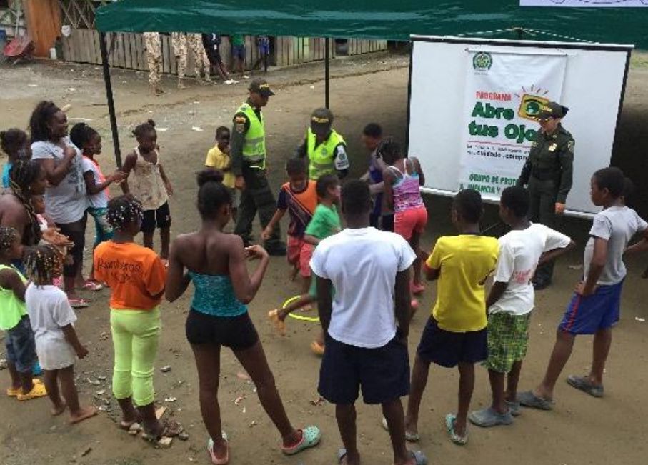 Vamos de la mano con niños y niñas de Vidrí Antioquia Jornada-de-recreacion-con-niños-del-corregimiento-vidri