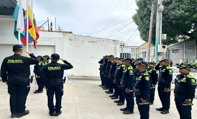 La Unidad Policial para la Edificación para la Paz (UNIPEP) del Departamento de Policía Bolívar se alza en honor a los desaparecidos. La Unidad Policial para la Edificación para la Paz (UNIPEP) del Departamento de Policía Bolívar se alza en honor a los desaparecidos.