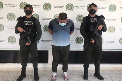 Logramos la captura de una persona por falsedad en documento público