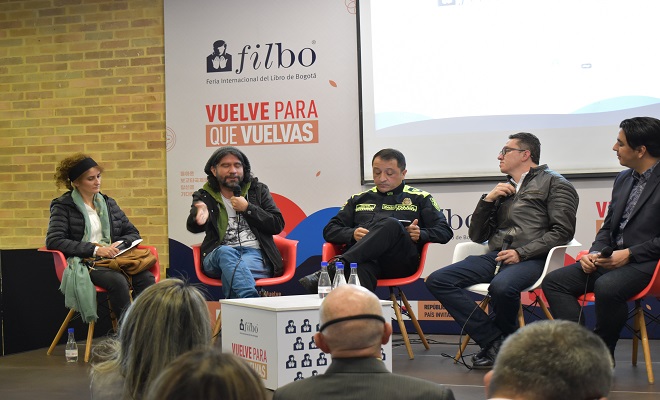 Maestro y creador "Te lo explico con plastilina"