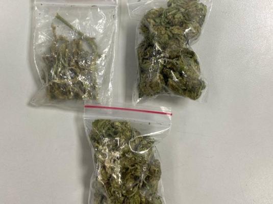 Un menor de edad fue aprehendido por el delito de tráfico de estupefacientes Un menor de edad fue aprehendido por el delito de tráfico de estupefacientes