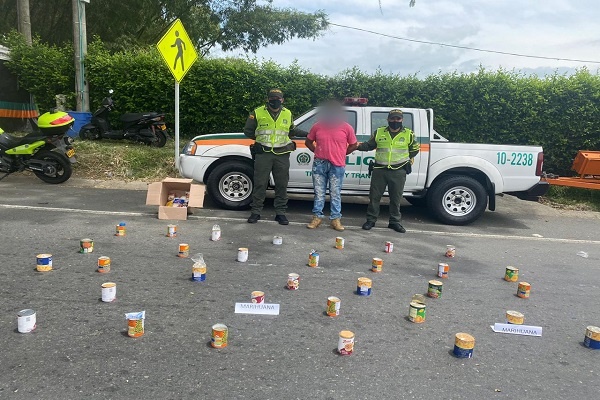 La droga venía desde Cali con destino a Manizales  12 kilos de marihuana venían encaletados en latas de conservas