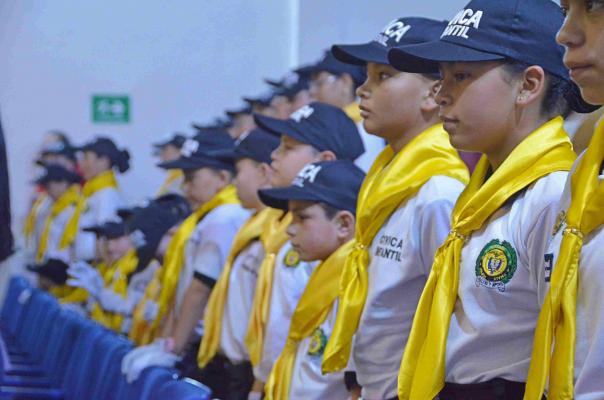 El programa Cívica Juvenil y Cívica Infantil a capacitado a 557 