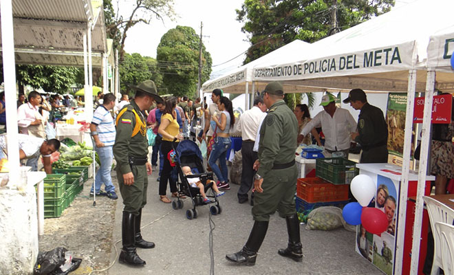 Con-nuestros-carabineros-seguimos-acompañando-a-los campesinos-en-el-Meta
