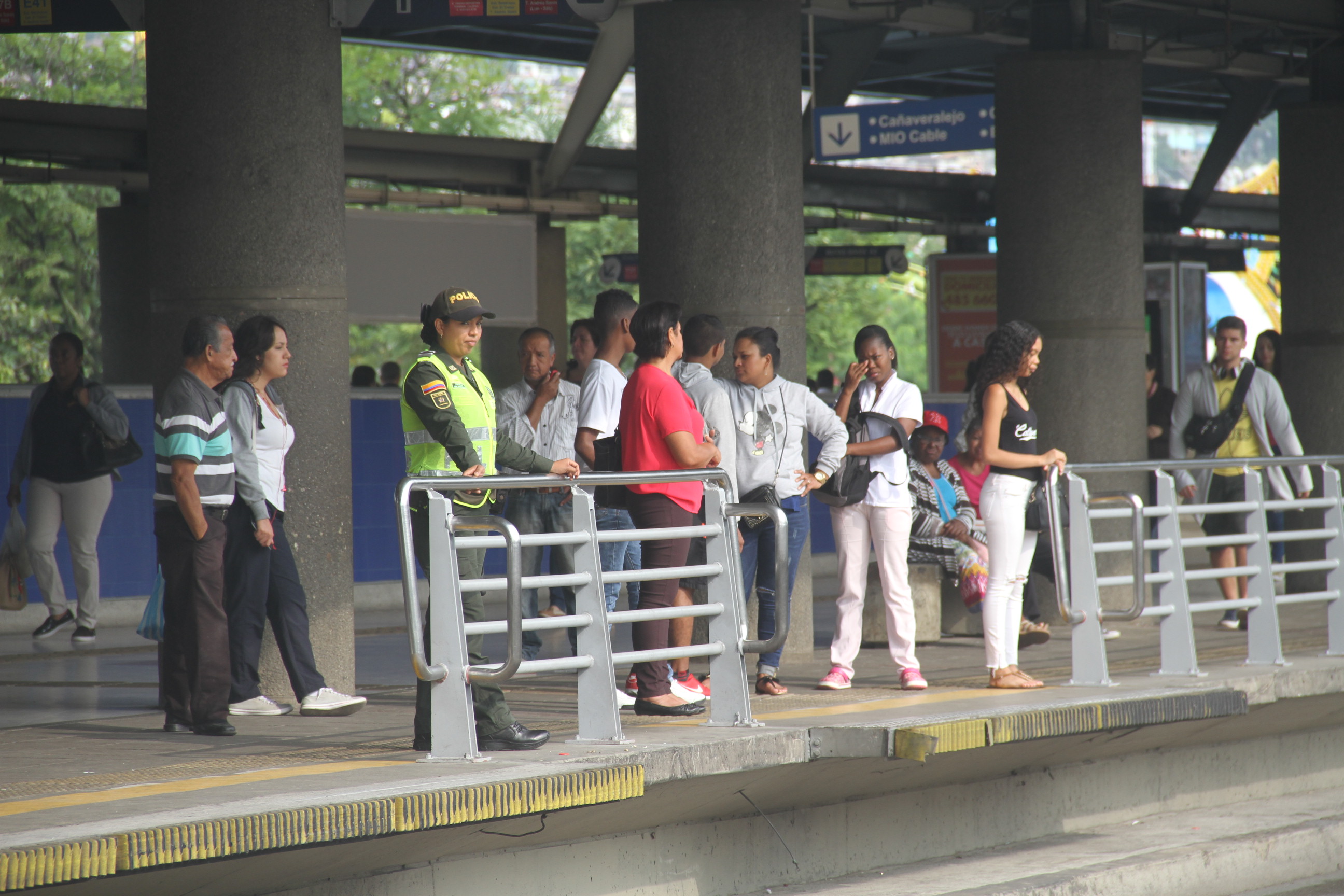 Acciones-policiales-en-el-MIO de Cali