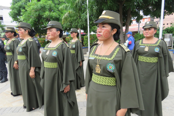 Mujer Policía Indígena 