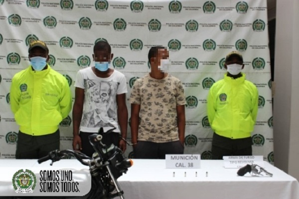 Cuatro armas de fuego fueron incautadas. Cuatro armas de fuego fueron incautadas.