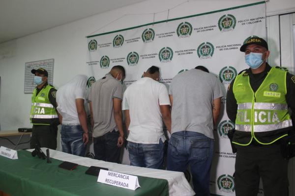 Capturados-Cali-por-hurto Persecución-Cali-capturados-cuatro-delincuentes