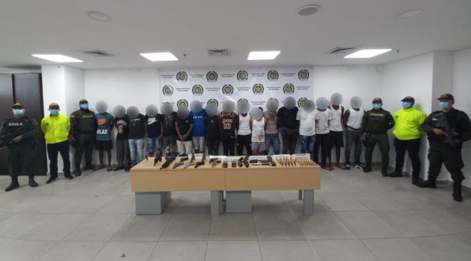 La oportuna reacción de la Policía Nacional, evitó un enfrentamiento entre bandas delincuenciales en las últimas 72 horas.  operativo-policia-valle-cauca