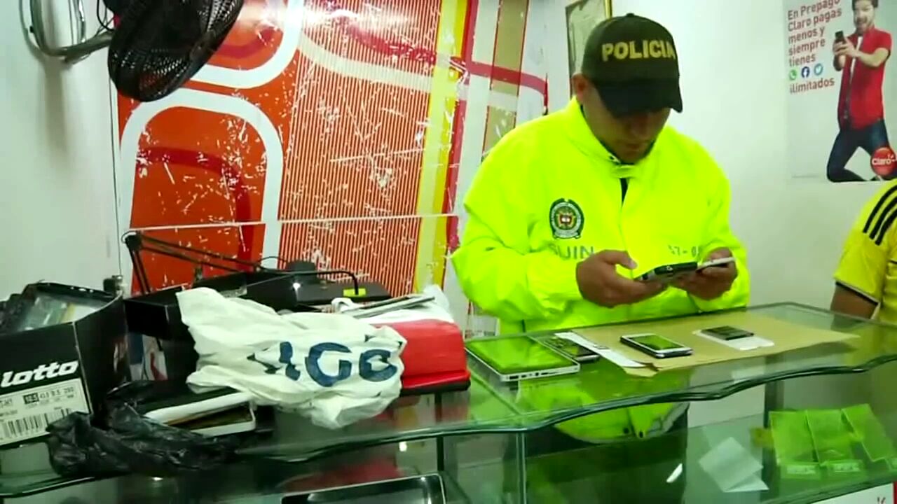 celulares algunos de ellos de dudosa procedencia y otros equipos no cumplían con la documentación allanamiento y registro para contrarrestar el hurto de celulares