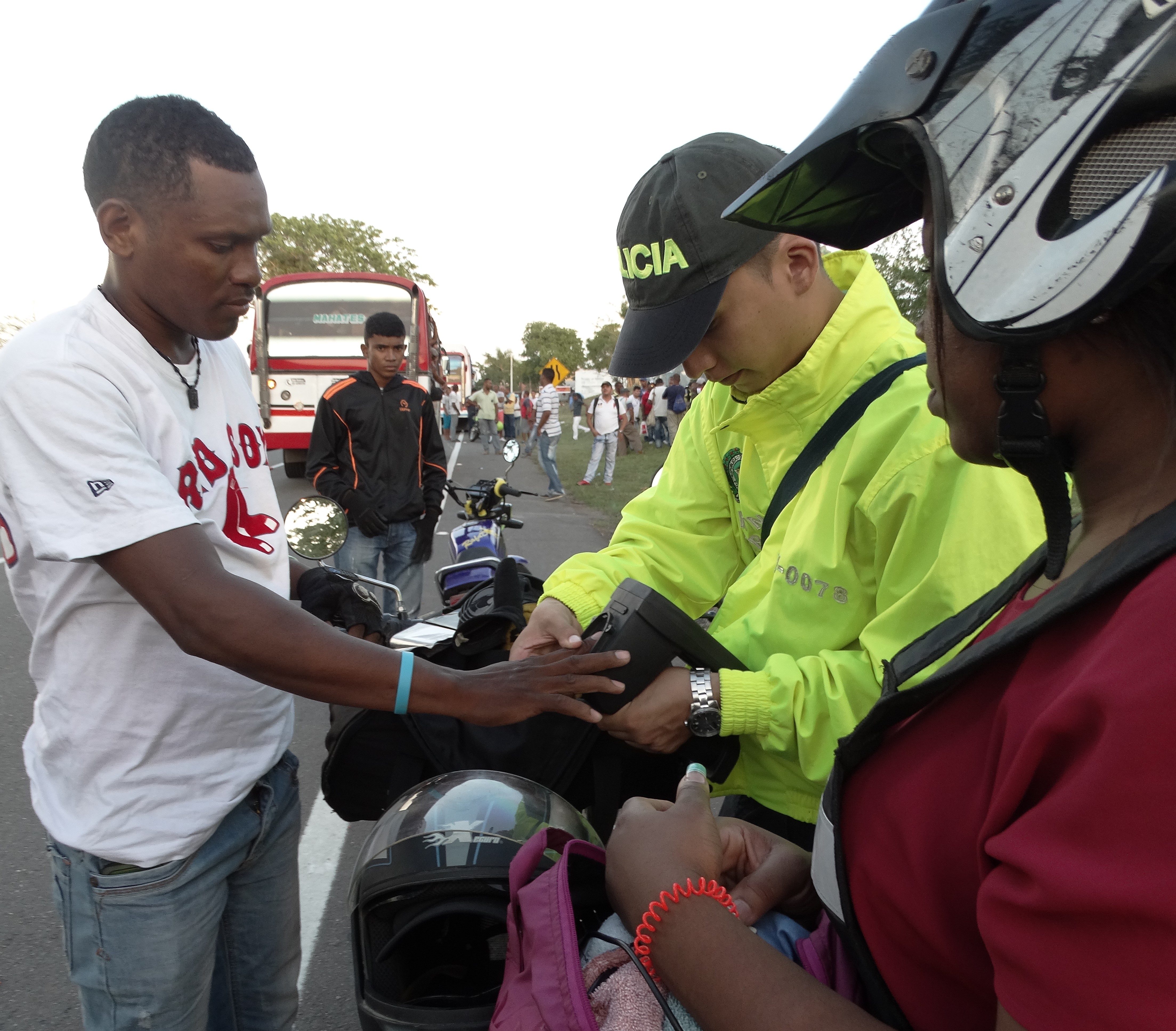 Mas de 1.500 hombres y mujeres estan listos para custodiar estas fiestas navideñas El Departamento de Policía Bolivar se encuentra listo para estas festividades navideñas