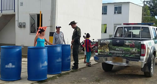 Policía contribuye con el reciclaje en Carepa  Policía contribuye con el reciclaje en Carepa