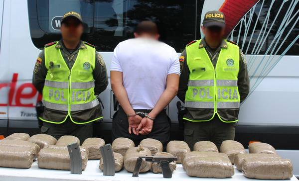 Evitamos a toda costa el tráfico de más de 20 mil gramos de marihuana  policia-cali-marihuana