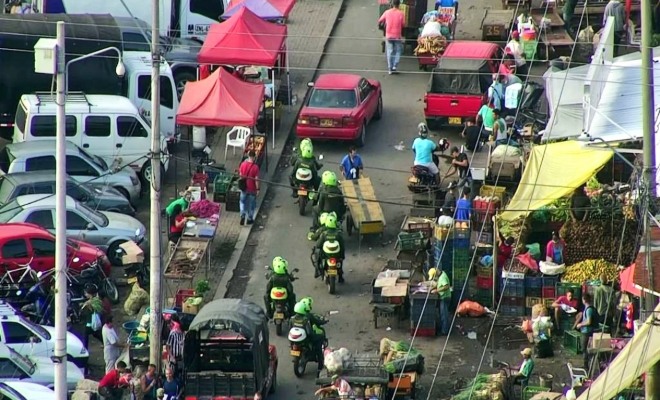 Fortalecida la seguridad en la galería Santa Elena policia-cali-operativos-centro-abastecimiento