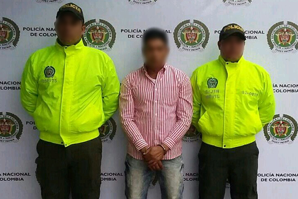 El sujeto accedía sexualmente a sus dos hijas y a su progenitora