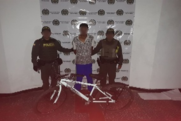 El delincuente mediante la modalidad de amenaza despojo de su cicla a un ciudadano