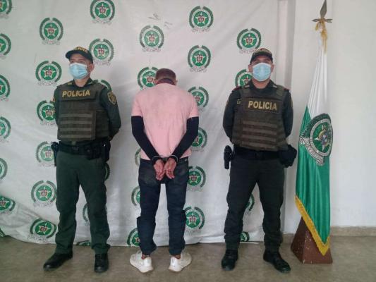 Por maltrato animal capturamos a un sujeto en Barrancabermeja  policia-magdalena-medio-capturado-maltrato